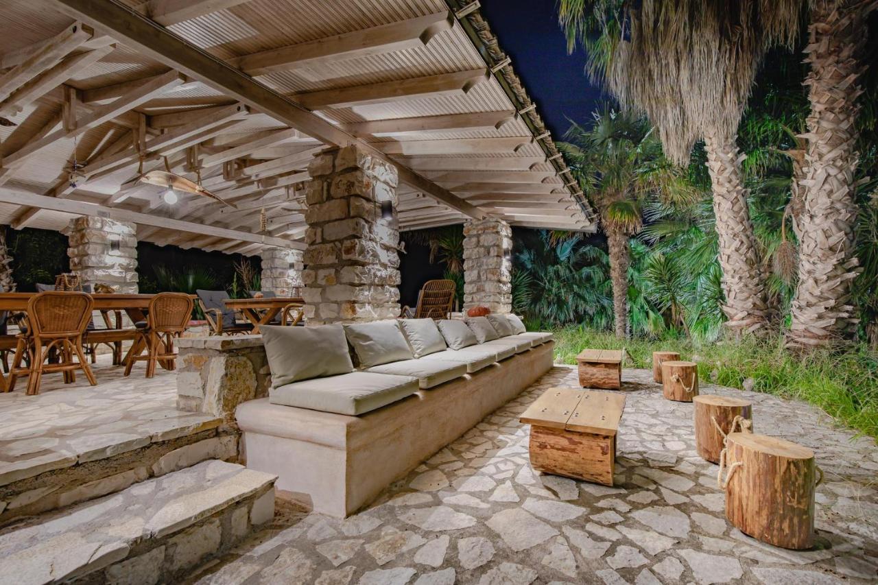 Orraon Lux Aparts K Apartment Preveza Luaran gambar
