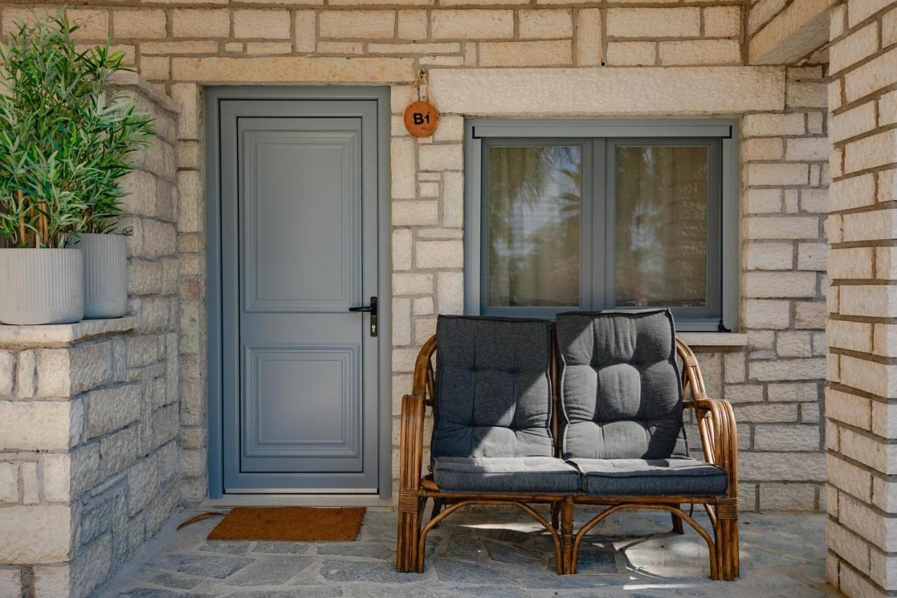 Orraon Lux Aparts K Apartment Preveza Luaran gambar